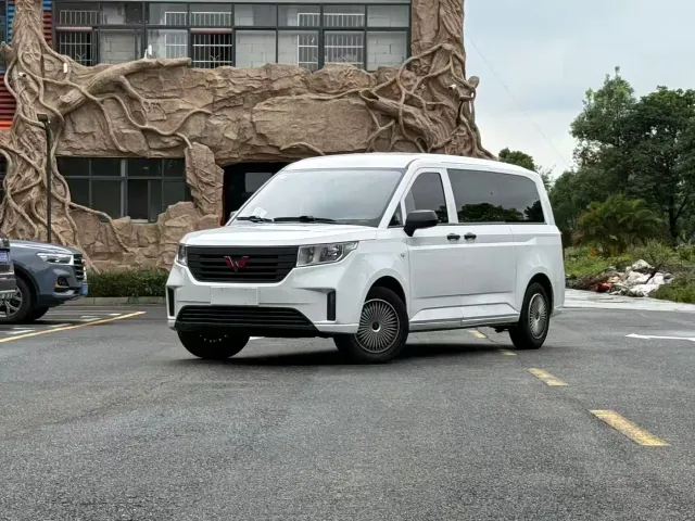 Фотография автомобиля — Wuling Zhengcheng