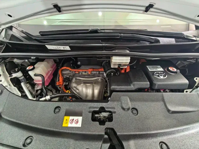 Toyota Alphard — Фото автомобиля 9