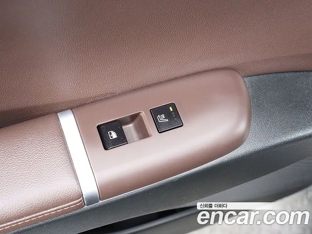 Hyundai Grandeur GN7 — Фото автомобиля 12