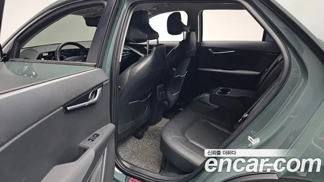 Kia Niro The All New — Фото автомобиля 18