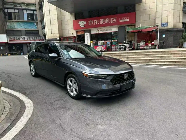 Honda Accord — Фото автомобиля 2