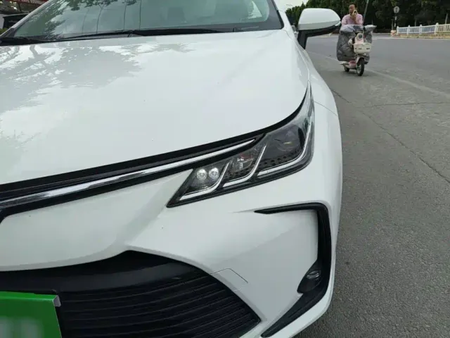 Toyota Corolla — Фото автомобиля 23