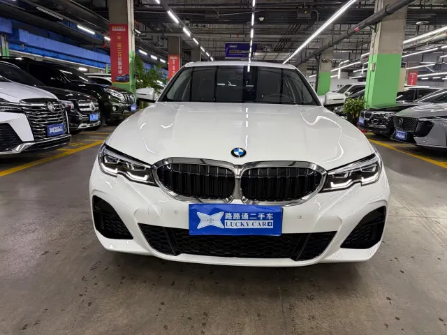 BMW 3 Series — Фото автомобиля 2