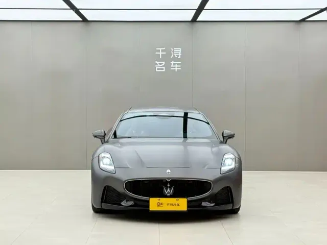 Maserati GranTurismo — Фото автомобиля 2
