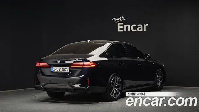 BMW 5-Series — Фото автомобиля 2