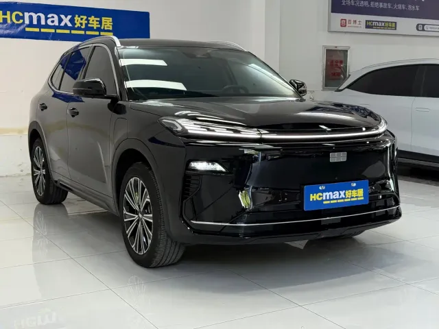 Geely Galaxy Starship 7 EM-i — Фото автомобиля 3