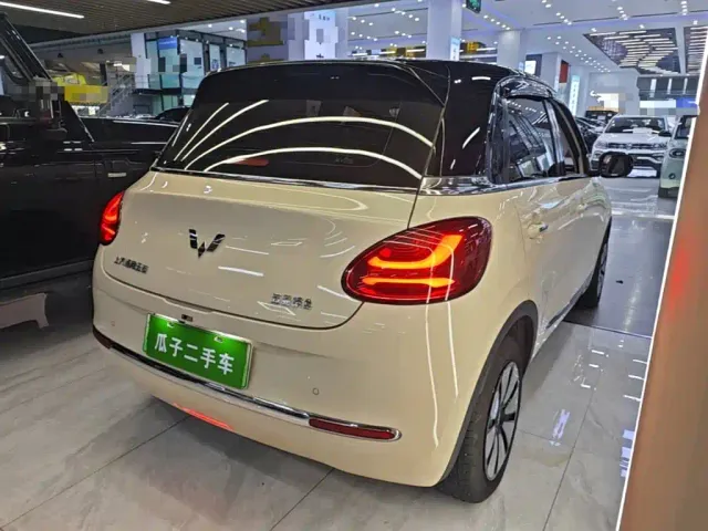 Wuling Bingo — Фото автомобиля 6