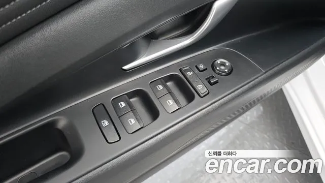 Hyundai Avante CN7 — Фото автомобиля 17