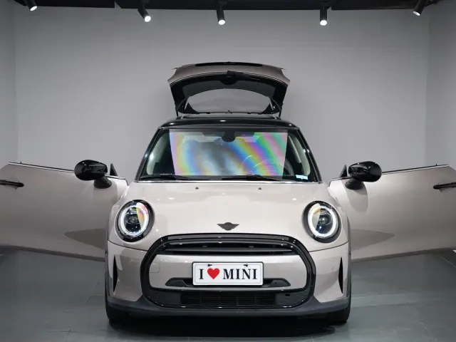 MINI Hatch — Фото автомобиля 4