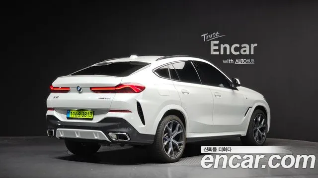 BMW X6 — Фото автомобиля 2