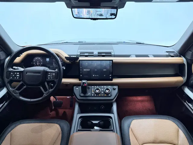 Land Rover Defender — Фото автомобиля 22