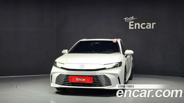 Фотография автомобиля — Toyota Camry