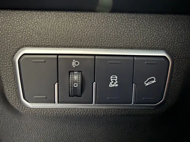 Haval M6 — Фото автомобиля 17