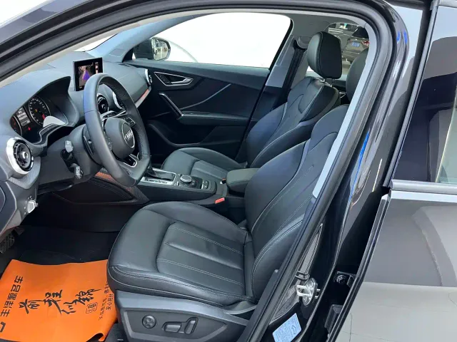 Audi Q2L — Фото автомобиля 6