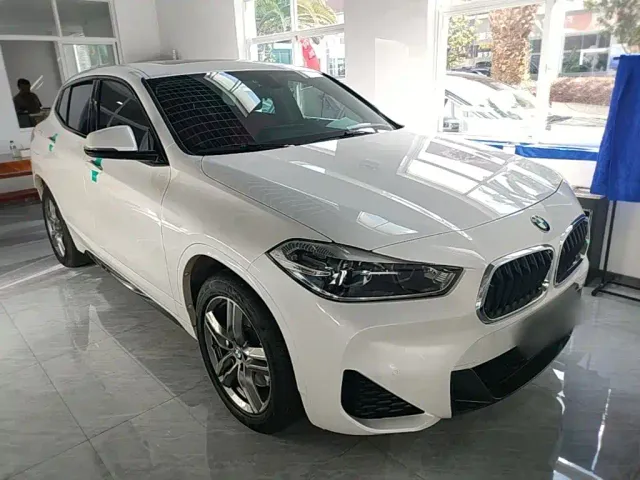 BMW X2 — Фото автомобиля 3