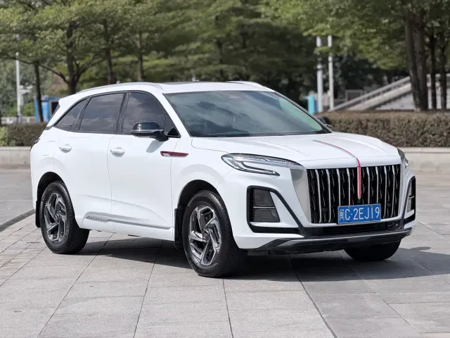 Hongqi HS3 — Фото автомобиля 3