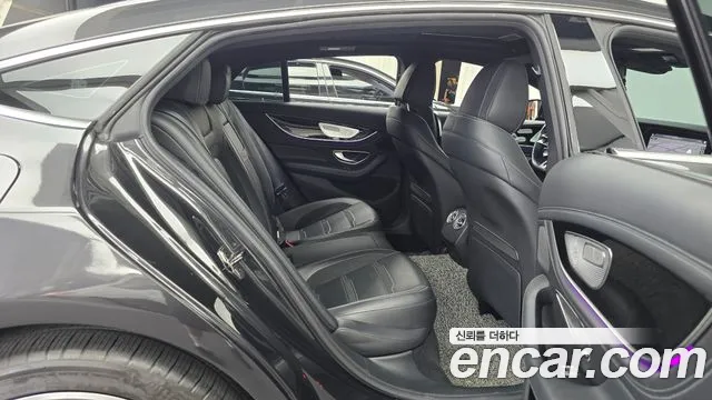 Mercedes-Benz AMG GT 4 двери 43 4MATIC+ — Фото автомобиля 10