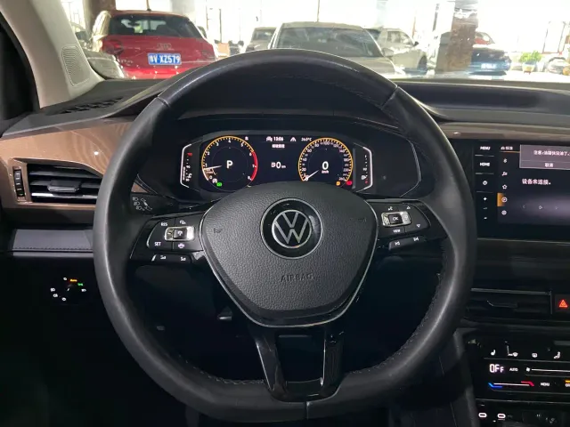 Volkswagen Tharu — Фото автомобиля 18