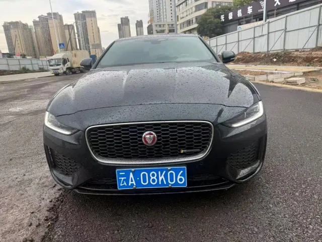 Jaguar XEL — Фото автомобиля 5