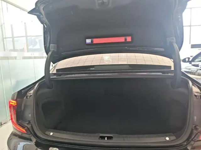 Volvo S90 — Фото автомобиля 18
