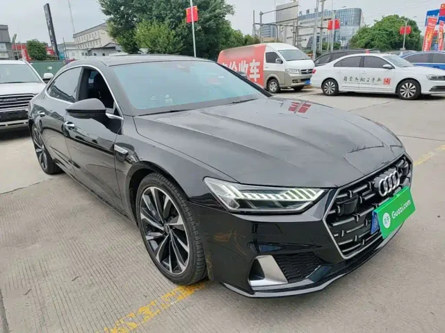 Audi A7L — Фото автомобиля 3