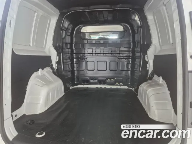 Hyundai Staria — Фото автомобиля 15