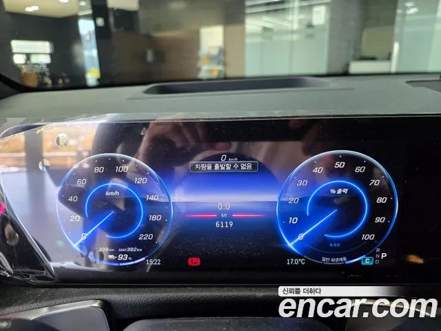 Mercedes-Benz EQB X243 — Фото автомобиля 8