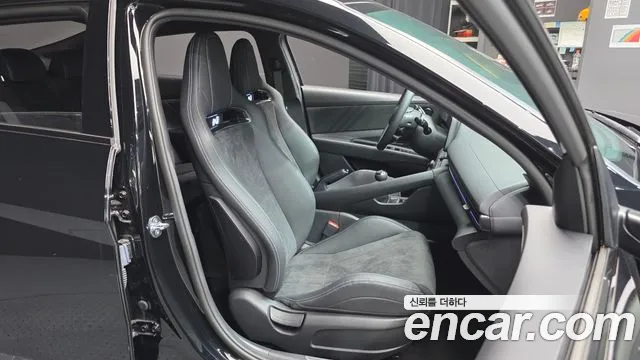 Hyundai Avante CN7 — Фото автомобиля 12