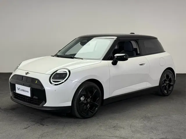 Фотография автомобиля — MINI Cooper