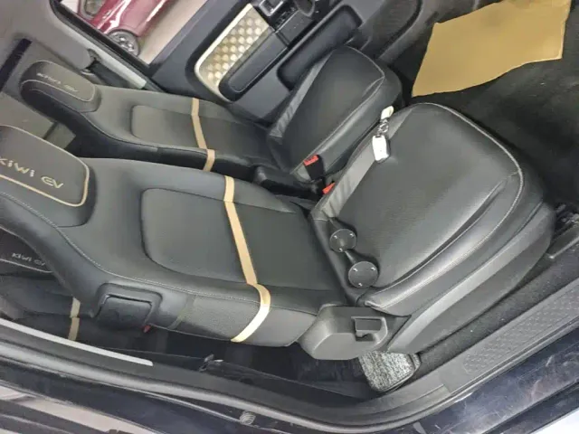 Baojun KiWi EV — Фото автомобиля 24