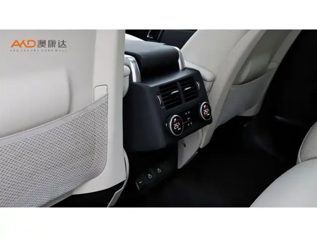 Land Rover Discovery — Фото автомобиля 10