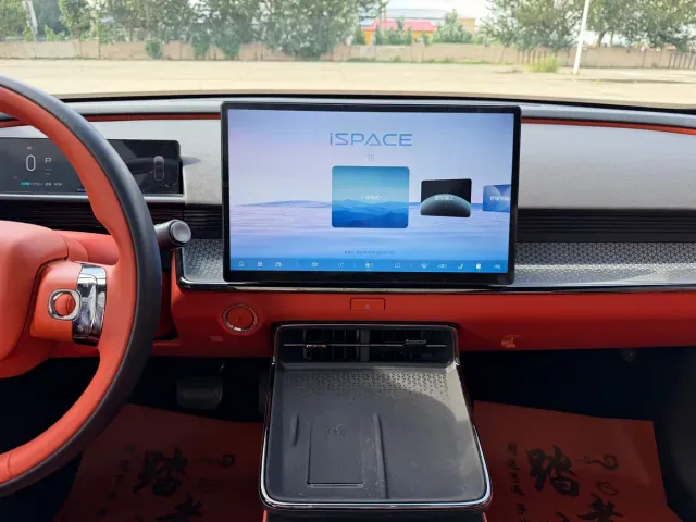 Toyota BoZhi 3X — Фото автомобиля 10