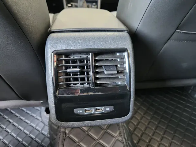 Volkswagen Sagitar — Фото автомобиля 8