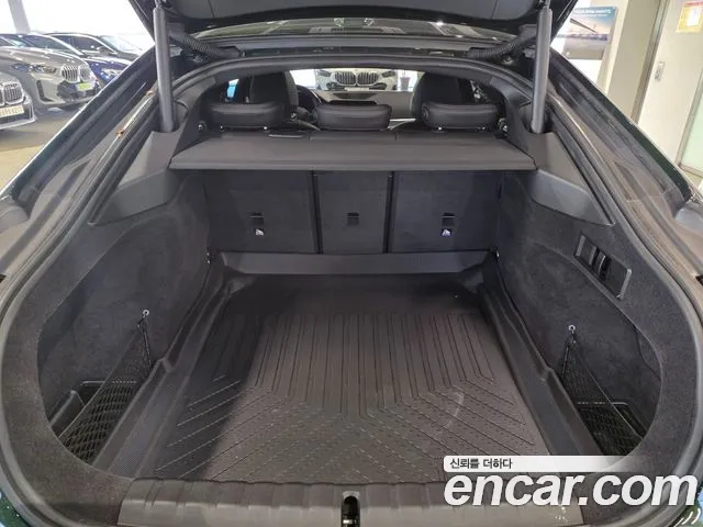 BMW 4 Series G22 — Фото автомобиля 13