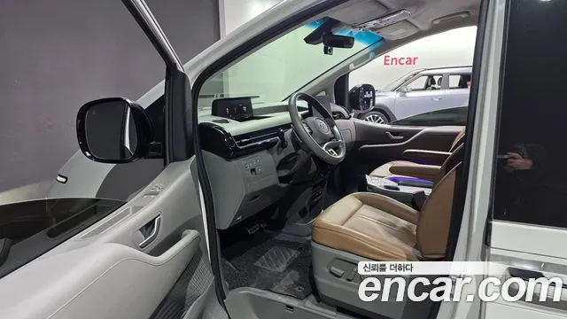 Hyundai Staria Staria Lounge 9 мест — Фото автомобиля 11
