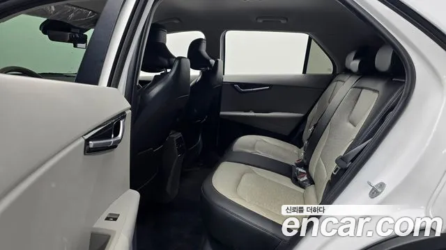Kia Niro New — Фото автомобиля 18