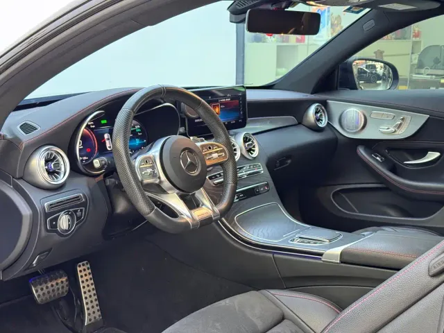 Mercedes-Benz C-Class — Фото автомобиля 4