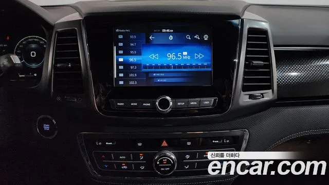KG_Mobility_Ssangyong Rexton Новый Rexton Sport Khan Дизель 2.2 4WD — Фото автомобиля 10