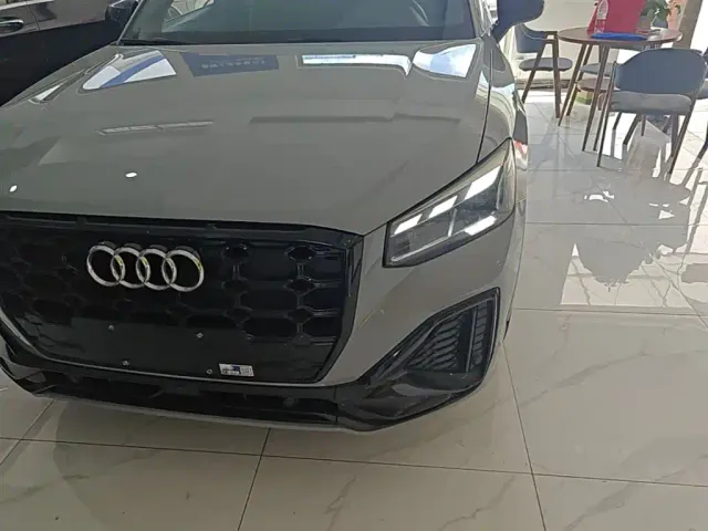 Audi Q2L — Фото автомобиля 23