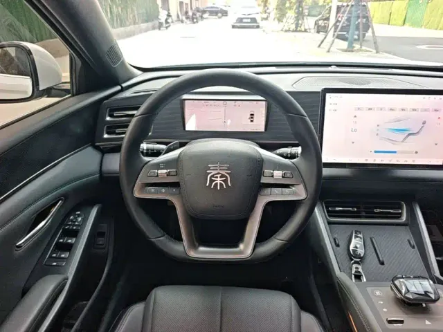 BYD Qin L — Фото автомобиля 10