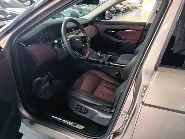 Land Rover Range Rover Evoque — Фото автомобиля 14