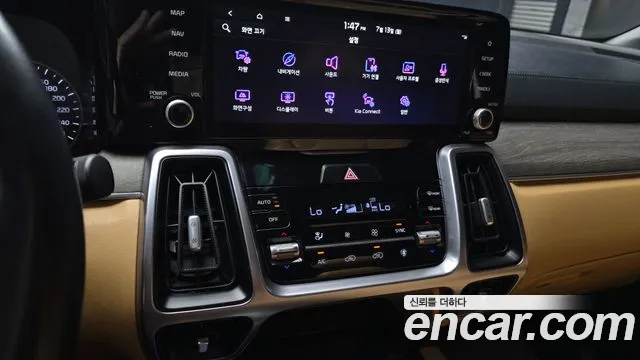 Kia Sorento Sorento 4-е поколение Дизель 2.2 2WD — Фото автомобиля 14