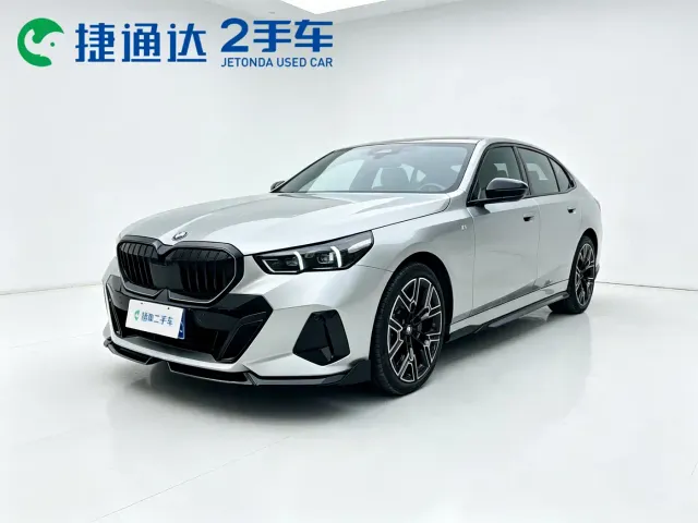 Фотография автомобиля — BMW 5 Series