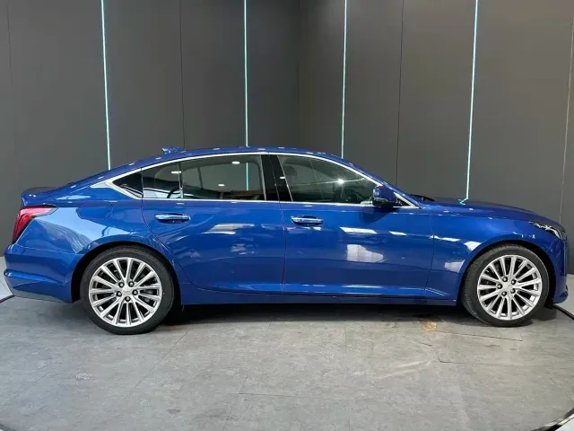 Cadillac CT5 — Фото автомобиля 5