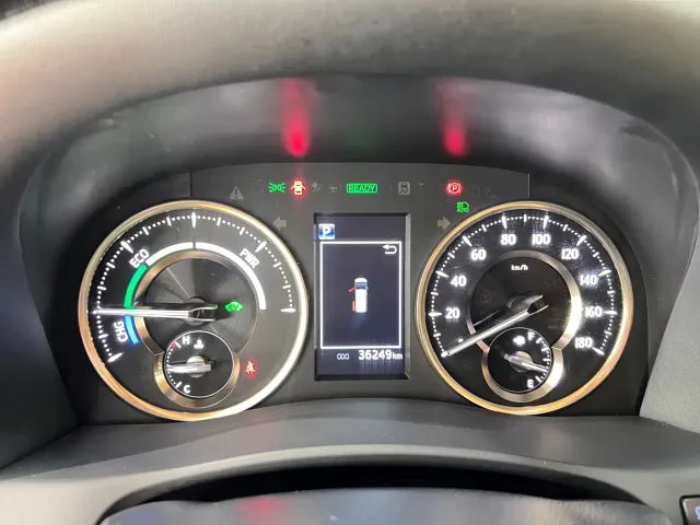 Toyota Vellfire — Фото автомобиля 21