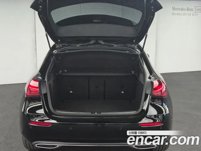 Mercedes-Benz A-Class W177 — Фото автомобиля 12