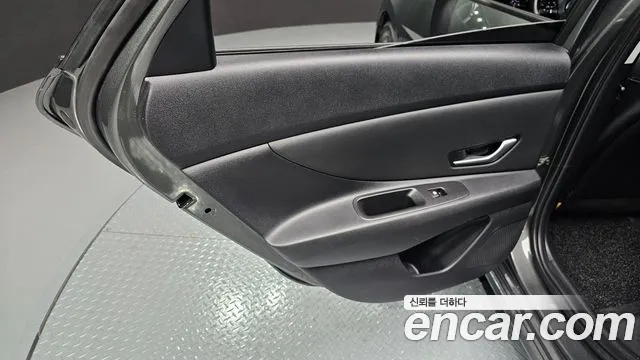 Hyundai AVANTE Avante (CN7) — Фото автомобиля 24