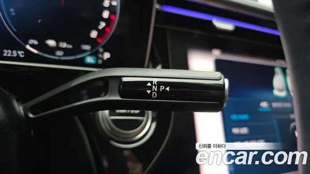 Mercedes-Benz E-Class — Фото автомобиля 6
