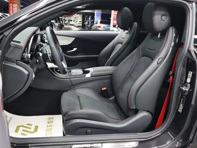Mercedes-Benz C-Class AMG — Фото автомобиля 9