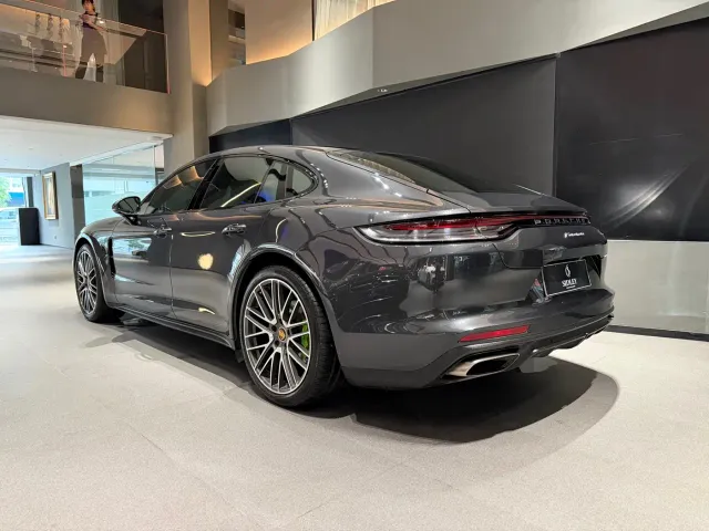 Porsche Panamera — Фото автомобиля 4